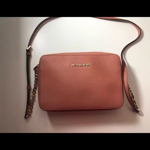 Michael Kors Jet Set Chain Crossbody